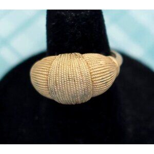 Vintage Gold Tone Oval Rope Ring by Avon - Size 6 1/2 - L12
